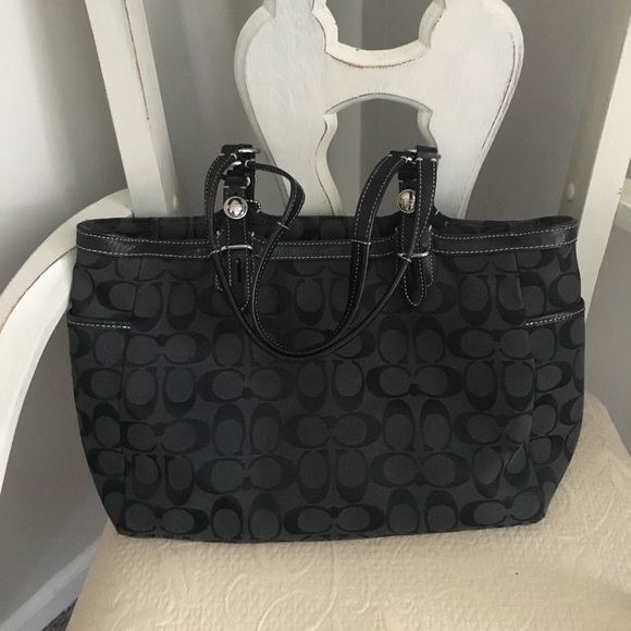 Black Coach Tote Bag - Picture 2 of 5